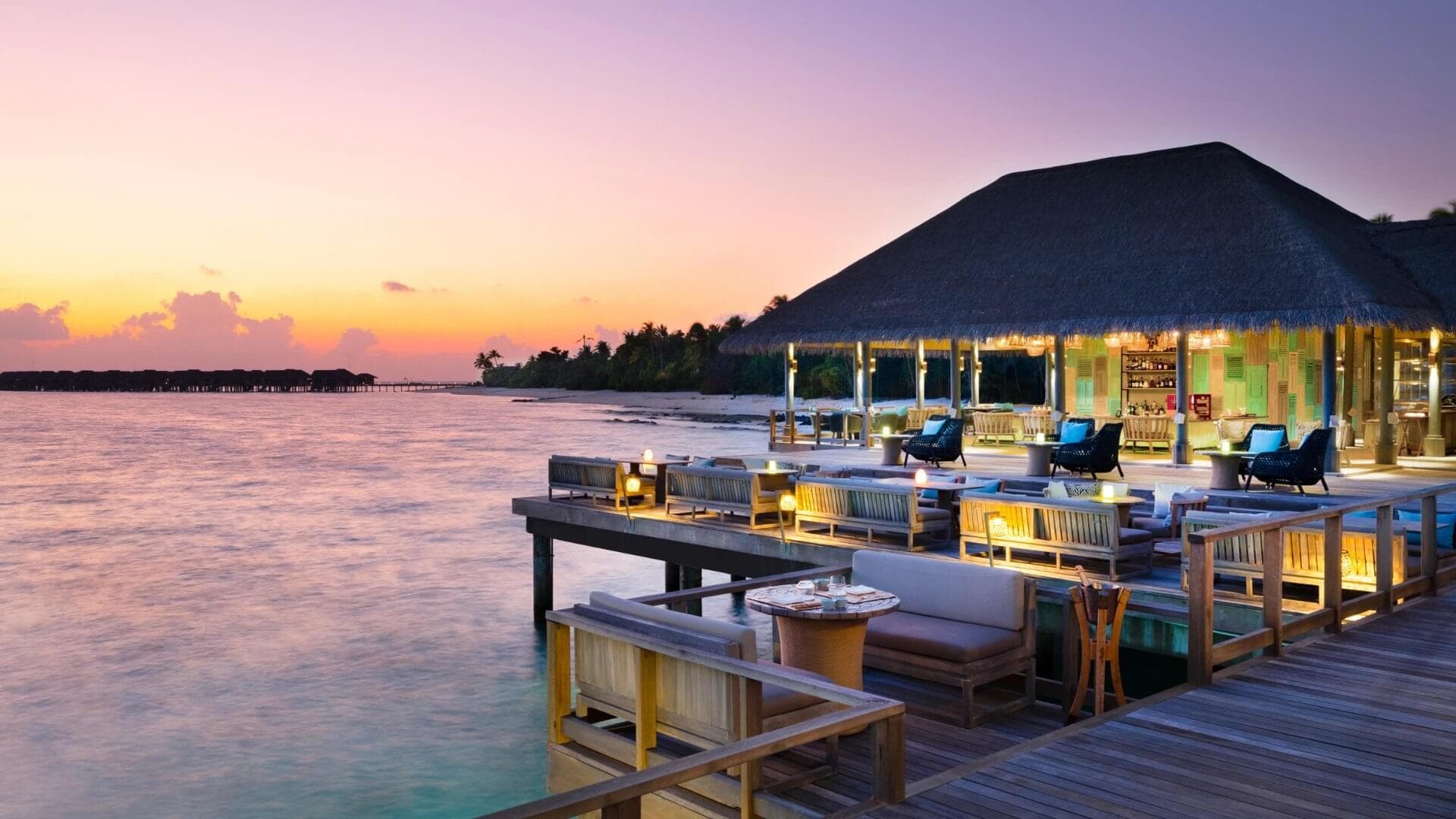 What Are the Best Maldives Resorts for Sunset Lovers
